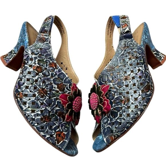 L’ Artiste Spring Up Blue & Pink Heels - Picture 1 of 5